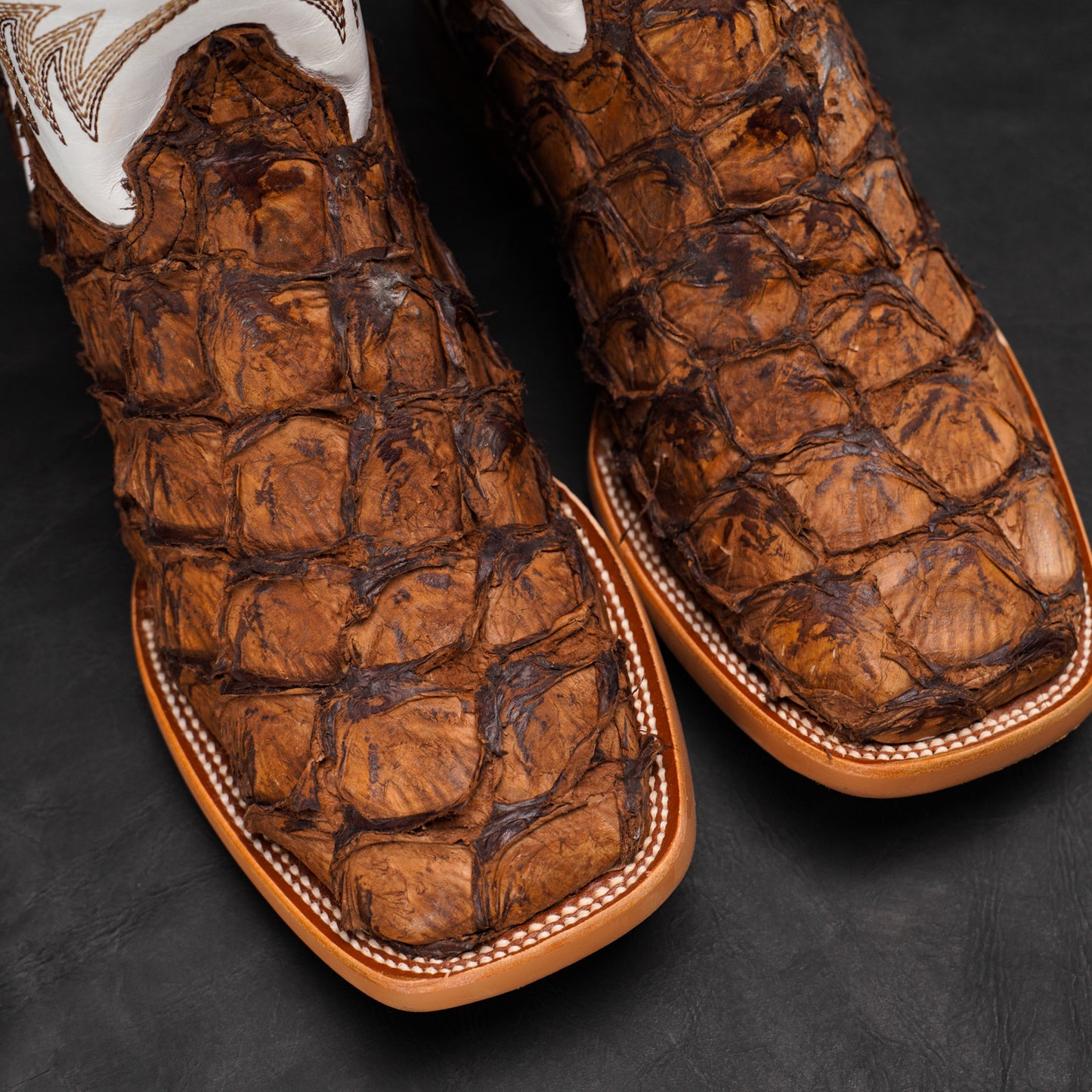 AUTHENTIC Brown Pirarucu – Square Toe